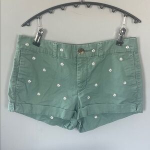 Old Navy Green Women's Shorts with White Daisy Embroidery Size 2